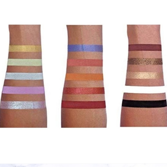 Luminati × ISA Eyeshadow Palette - Picture 2 of 4